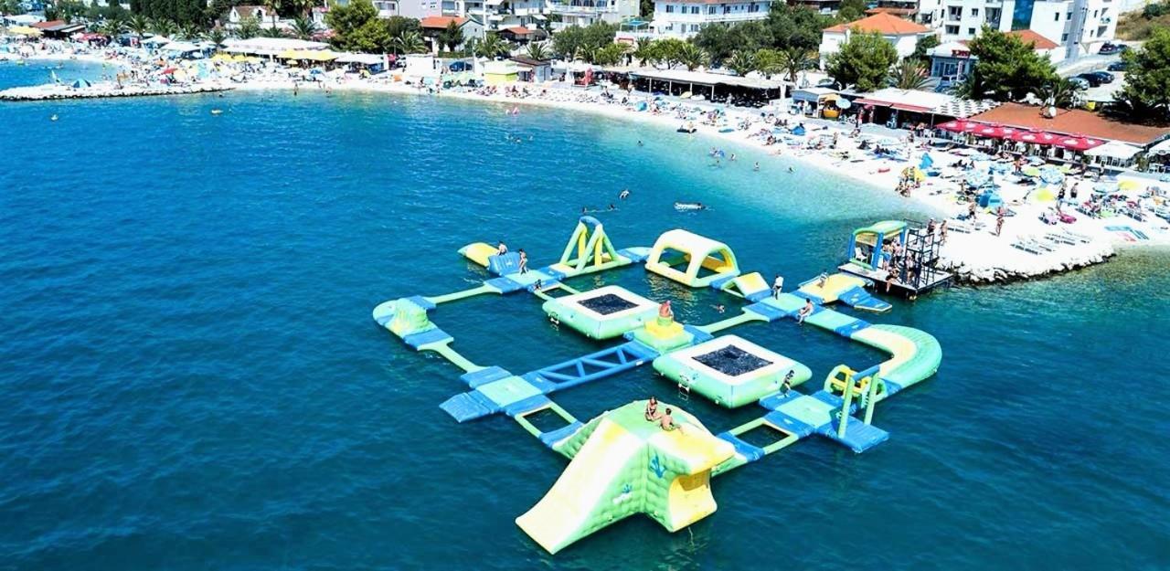 Villa Mendula Trogir - Luxury Villa By The Beach - Heated Pool - Organic Garden Exterior foto